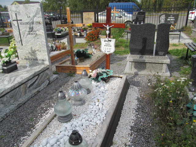 Violetta Rybnicka 1959 Dzierżoniów - Grobonet - Wyszukiwarka osób pochowanych