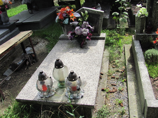 Grób Marianna Nowosielska