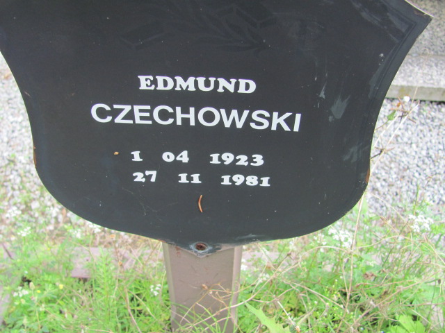 Edmund Czechowski 1923 Dzierżoniów - Grobonet - Wyszukiwarka osób pochowanych