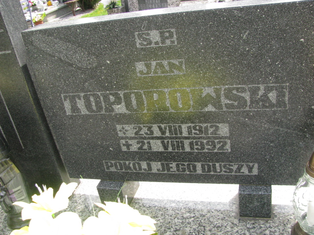 Bronisława Toporowska 1917 Dzierżoniów - Grobonet - Wyszukiwarka osób pochowanych