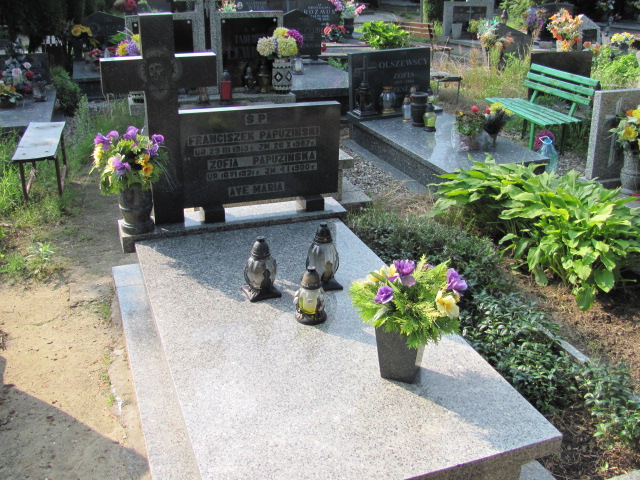 Grób Zofia Papuzińska