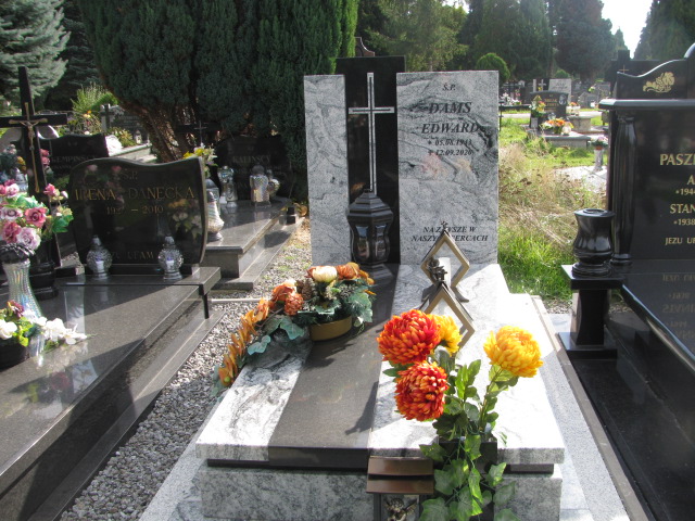 Grób Edward Dams