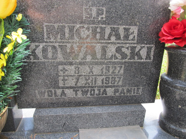 Regina Kowalska 1928 Dzierżoniów - Grobonet - Wyszukiwarka osób pochowanych