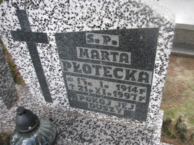 Marta Płotecka 1914 Dzierżoniów - Grobonet - Wyszukiwarka osób pochowanych