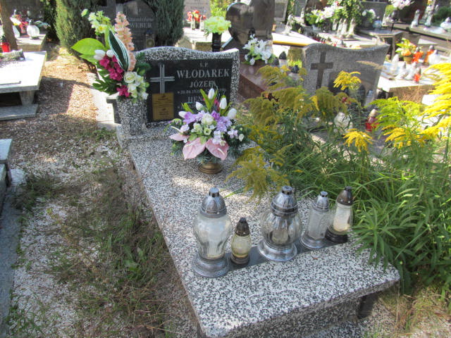 Grób Tomasz Andrzej  Włodarek
