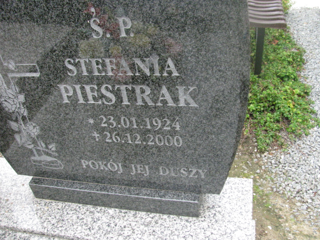 Stefania Piestrak 1924 Dzierżoniów - Grobonet - Wyszukiwarka osób pochowanych