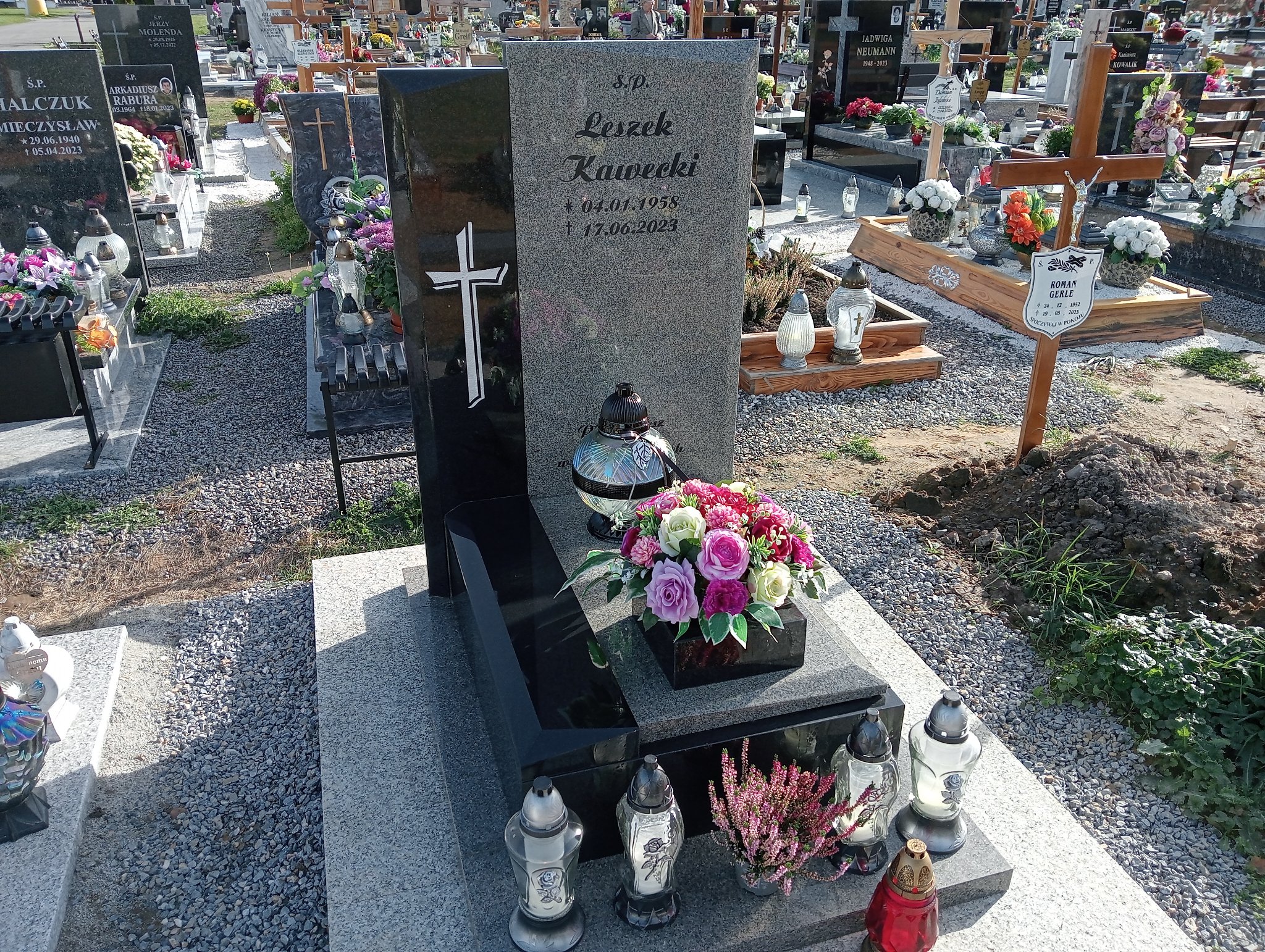 Grób Leszek Kawecki