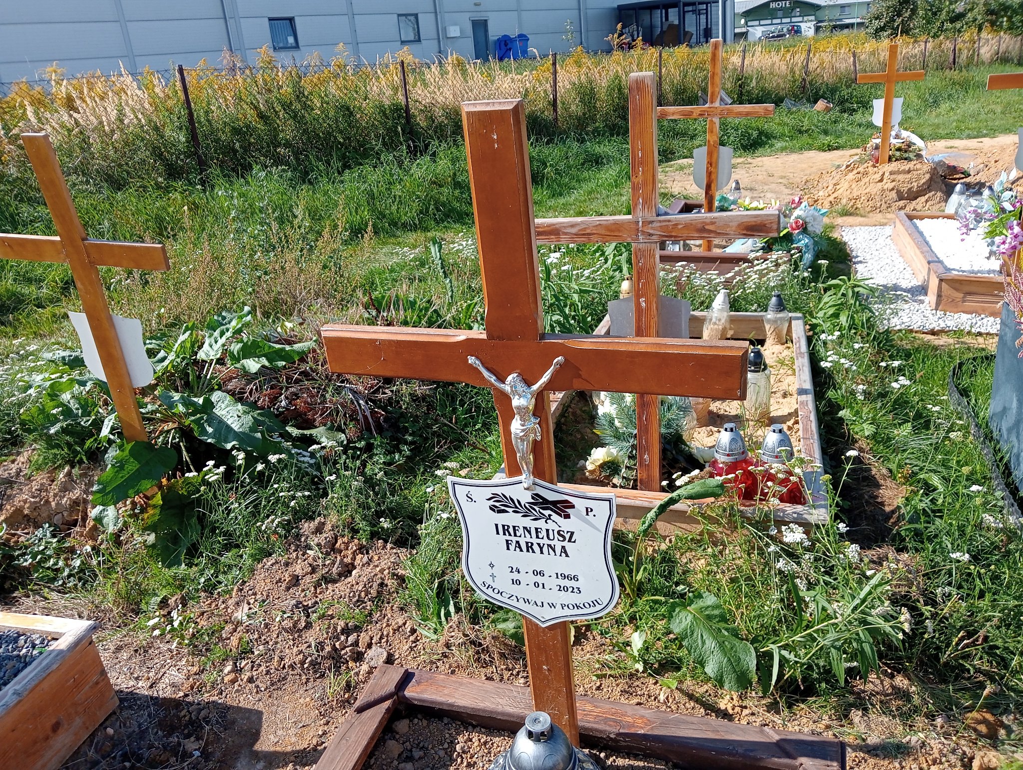 Ireneusz Faryna 1966 Dzierżoniów - Grobonet - Wyszukiwarka osób pochowanych