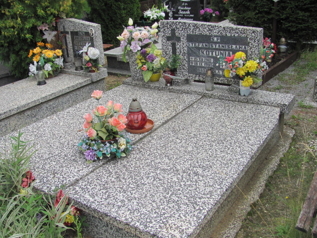 Grób Stanisława Kotunia