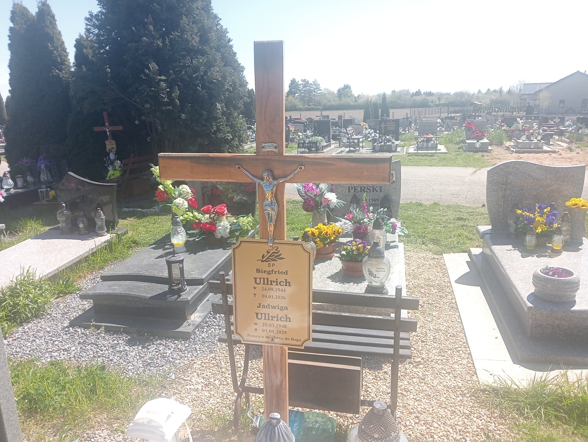 Siegfried Ullrich 1944 Dzierżoniów - Grobonet - Wyszukiwarka osób pochowanych