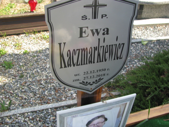 Ewa Wiesława Kaczmarkiewicz 1950 Dzierżoniów - Grobonet - Wyszukiwarka osób pochowanych