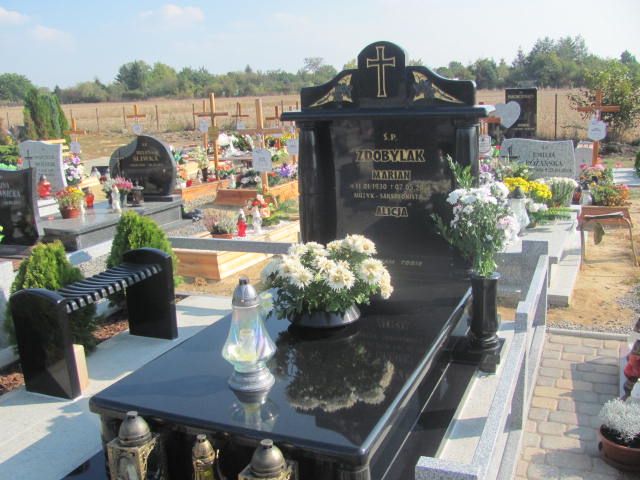 Grób Marian Zdobylak