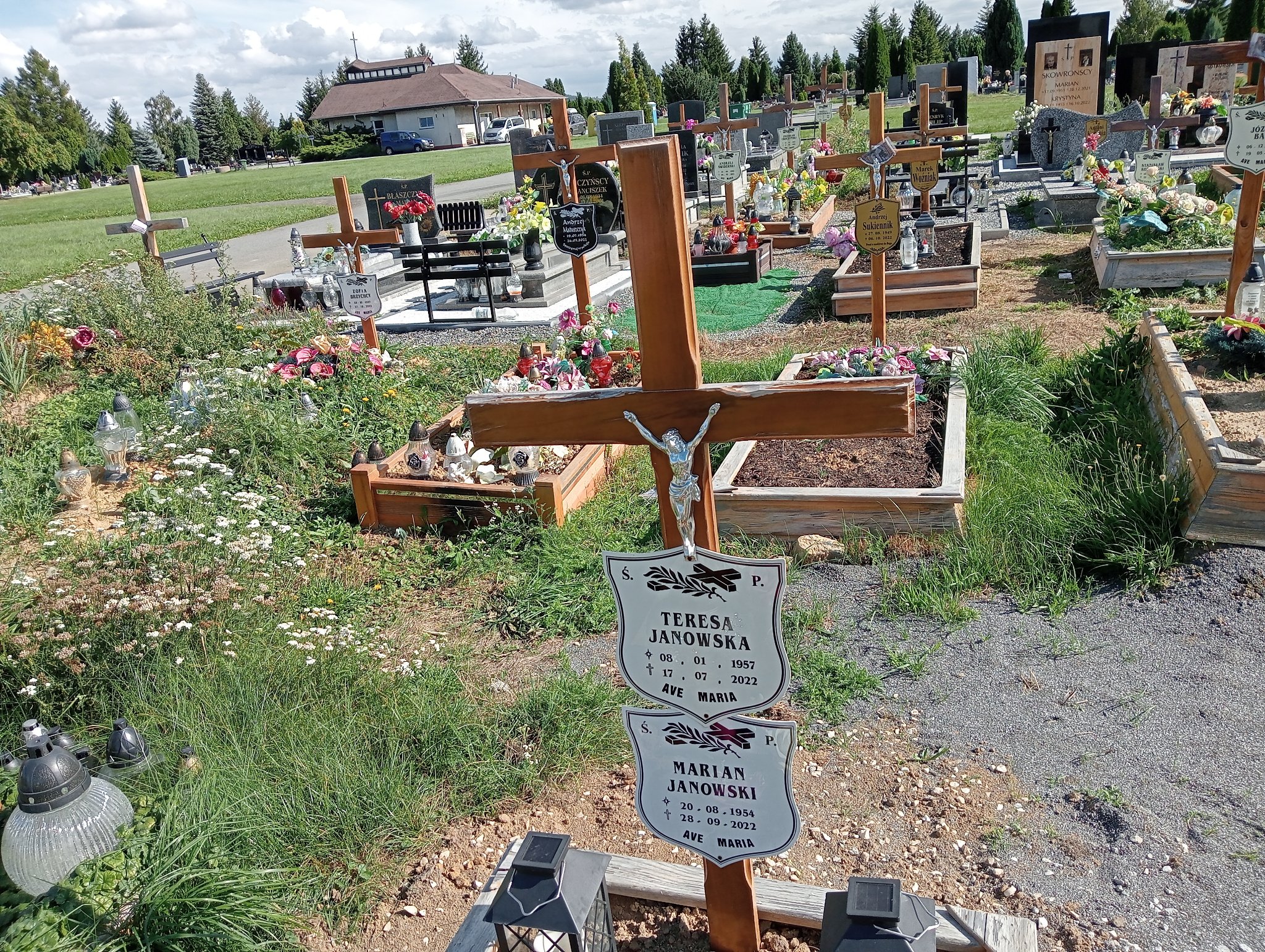 Teresa Janowska 1957 Dzierżoniów - Grobonet - Wyszukiwarka osób pochowanych