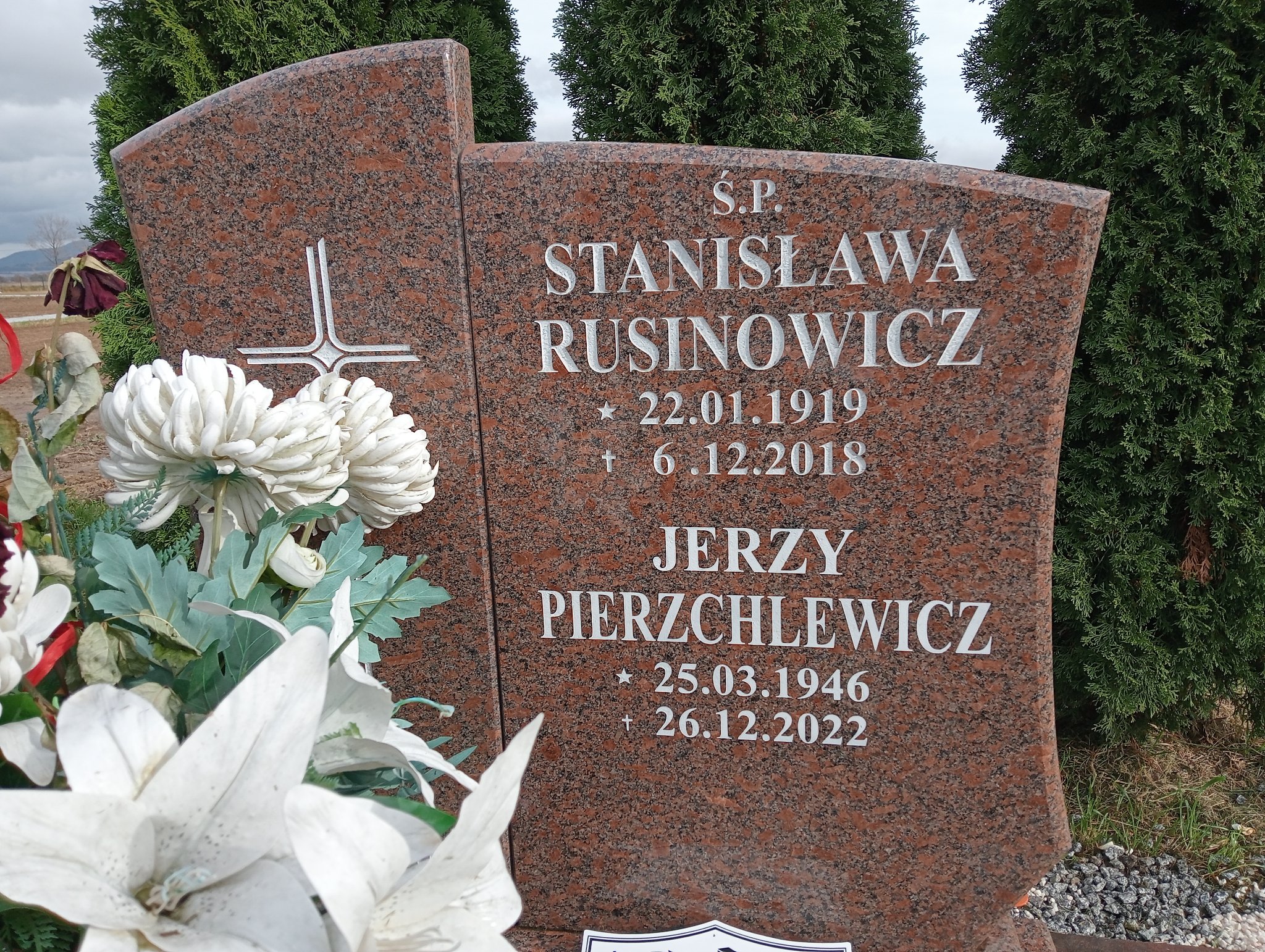 Jerzy Pierzchlewicz 1946 Dzierżoniów - Grobonet - Wyszukiwarka osób pochowanych