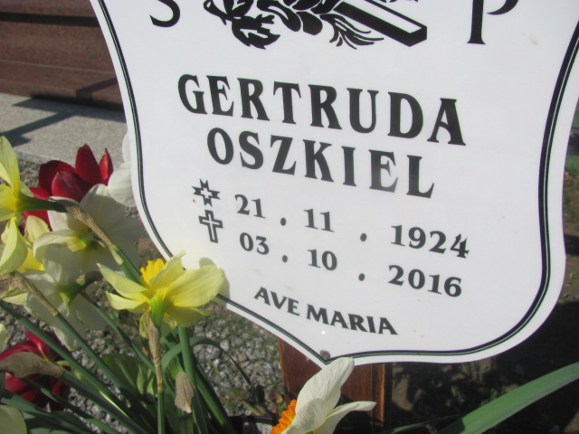 Gertruda Oszkiel 1924 Dzierżoniów - Grobonet - Wyszukiwarka osób pochowanych