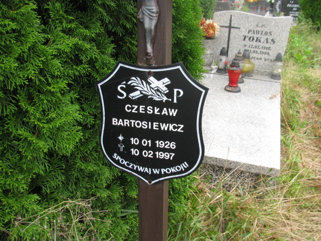 Czesław Bartosiewicz 1926 Dzierżoniów - Grobonet - Wyszukiwarka osób pochowanych
