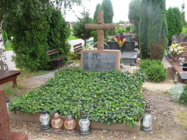 Grób Stanisław Ziemski